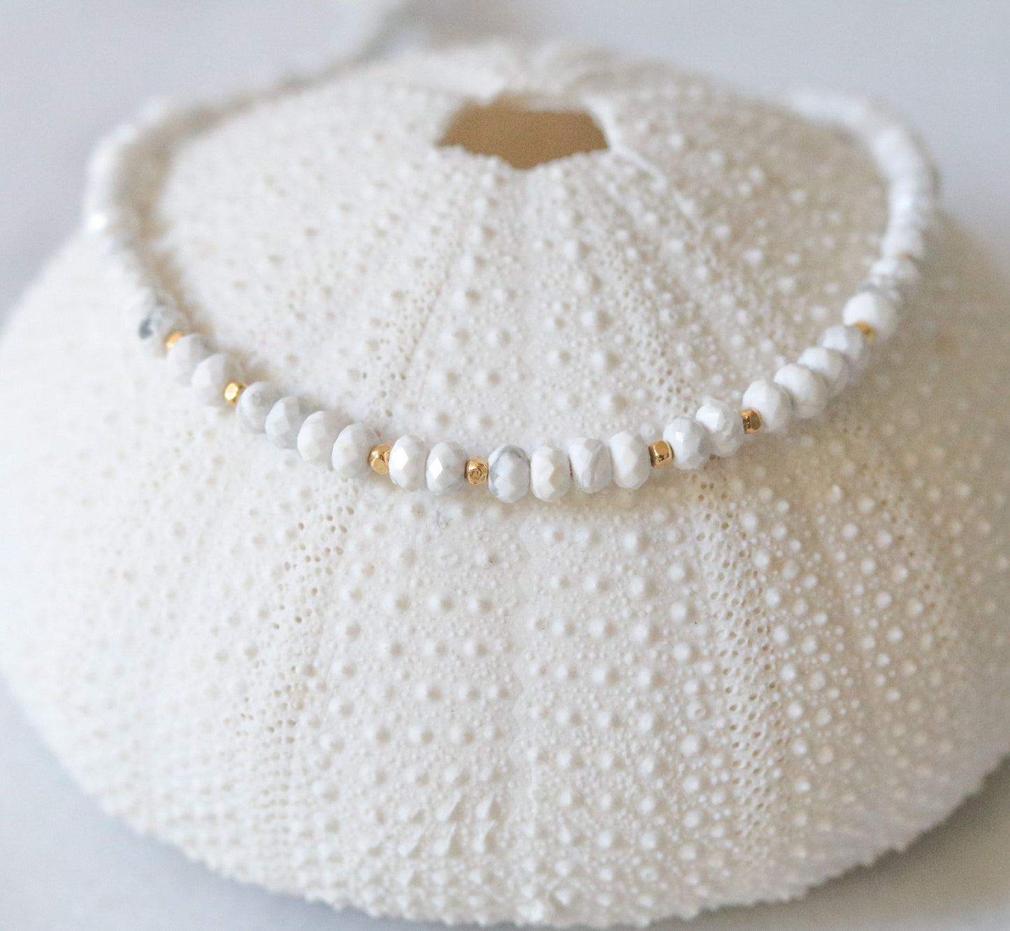 Faceted Howlite Choker: Karen Hill Tribe Gold, Adjustable Necklace