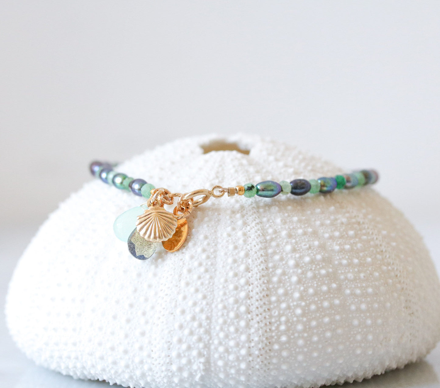 Emerald & Peacock Pearl Bracelet: Gold Karen Hill Tribe Nugget, Labradorite Charm